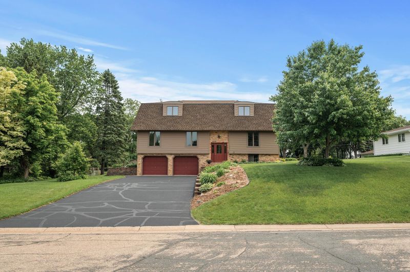 4824 Eriks Blvd, Eagan, MN 55122