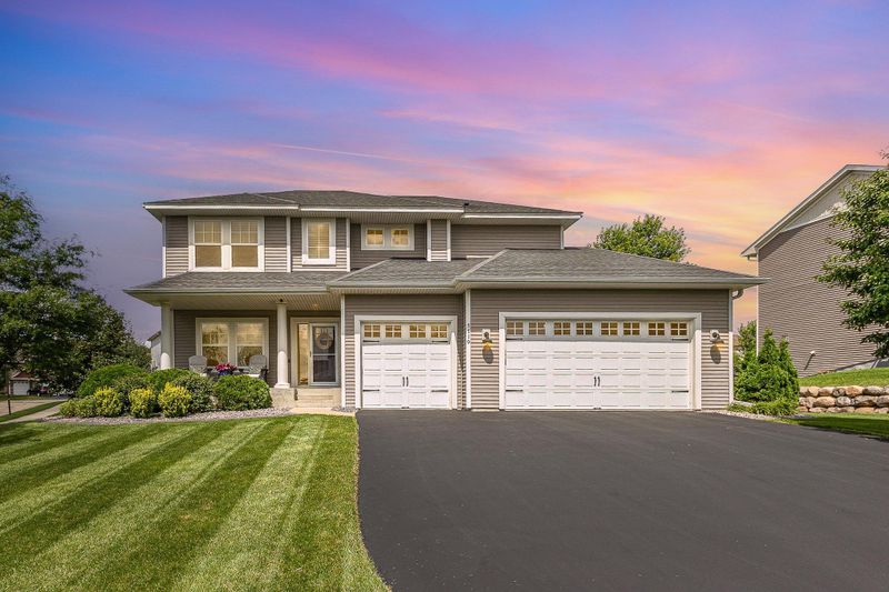 7710 61st St S, Cottage Grove, MN 55016