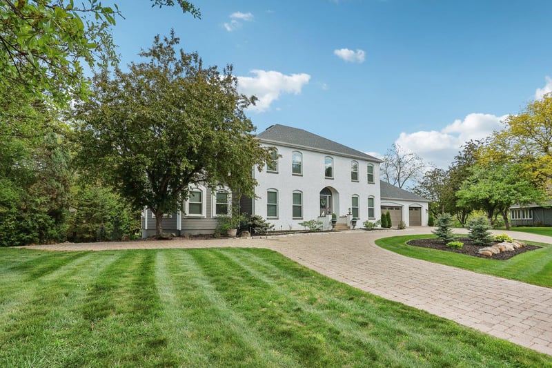 400 Sycamore Ln N, Plymouth, MN 55441