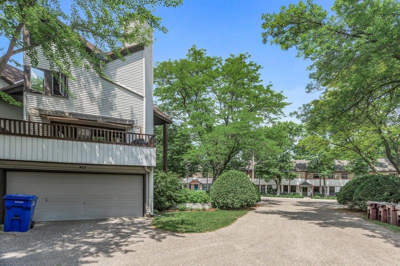 302 Selby Ave, Saint Paul, MN 55102