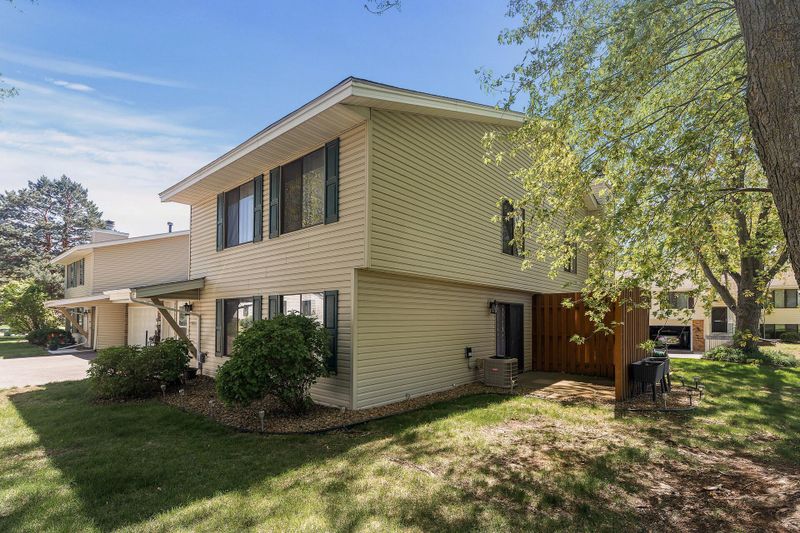 3851 Heather Dr, Eagan, MN 55122