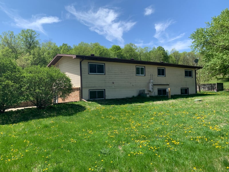 745 W Center St, Oronoco, MN 55960