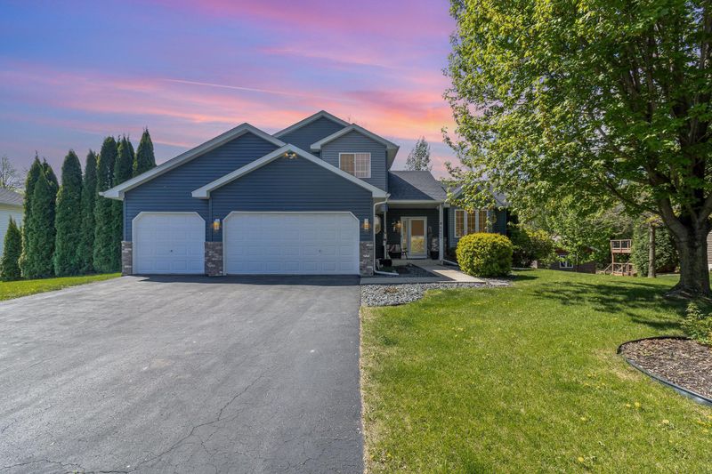 6609 210th Ln N, Forest Lake, MN 55025