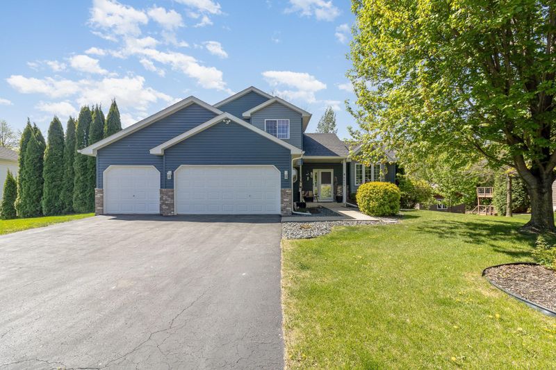 6609 210th Ln N, Forest Lake, MN 55025
