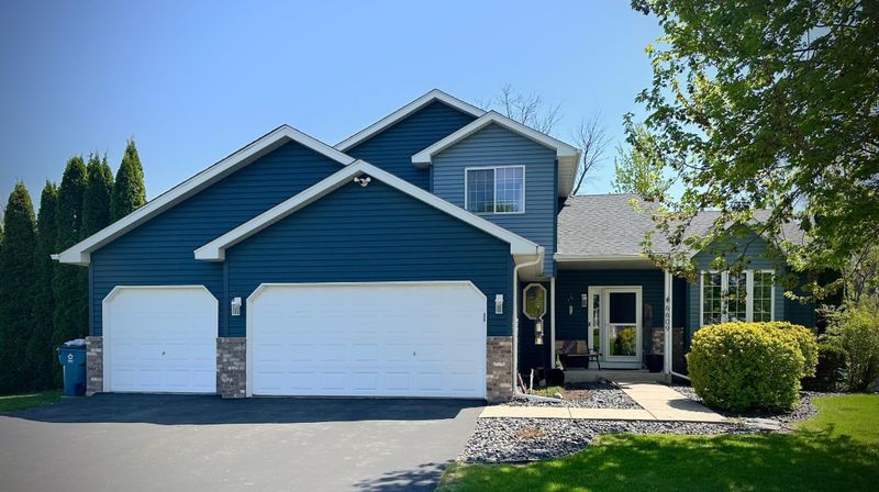 6609 210th Ln N, Forest Lake, MN 55025