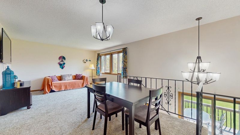 8533 Maplebrook Pw N, Brooklyn Park, MN 55445