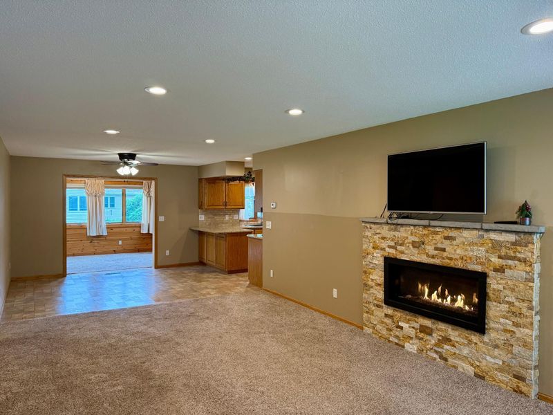 2705 6th St SW, Willmar, MN 56201