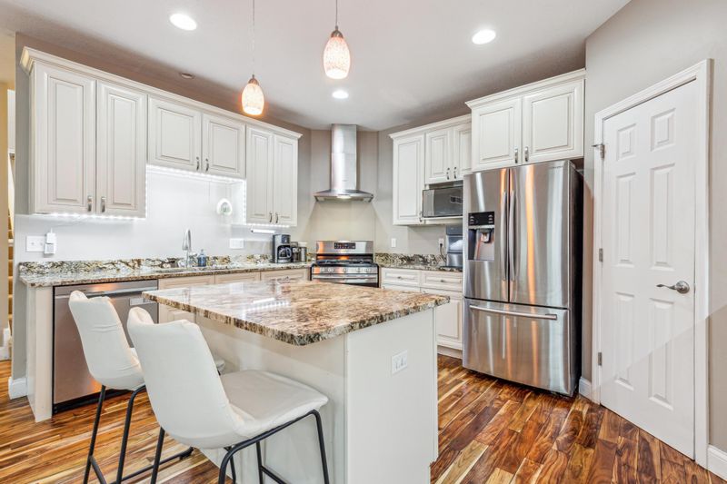 4145 Halifax Ave N, Robbinsdale, MN 55422