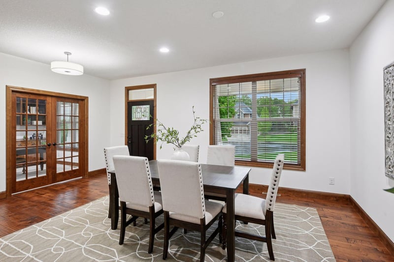 6778 Idlewood Way, Eden Prairie, MN 55346