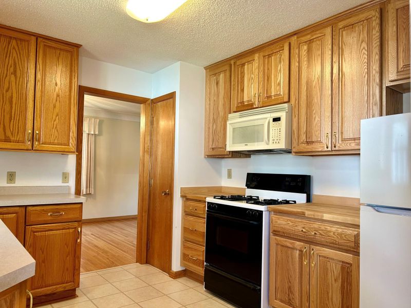 5609 Abbott Ave S, Edina, MN 55410