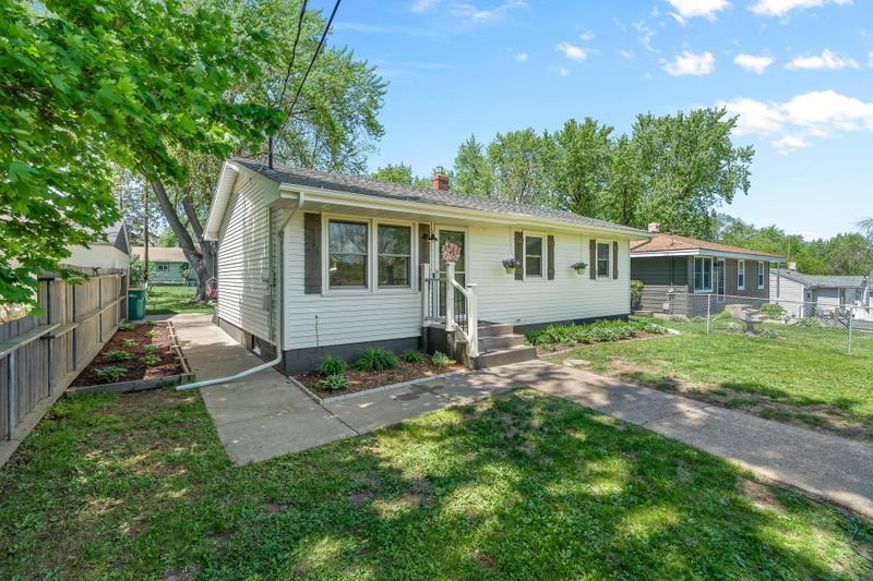 816 5th St S, Stillwater, MN 55082