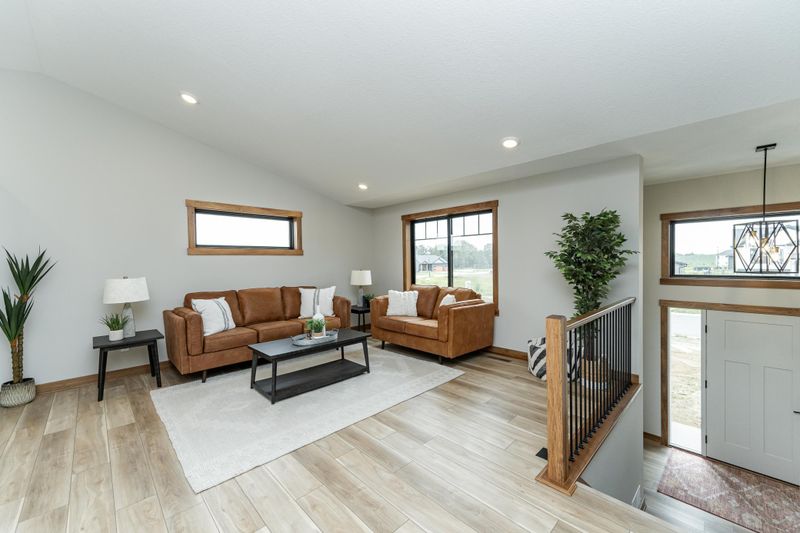 1806 Brandt Dr NE, Byron, MN 55920