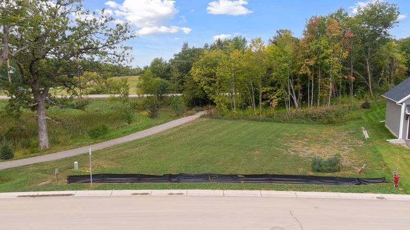 1887 Campfire Dr W, Waconia, MN 55387