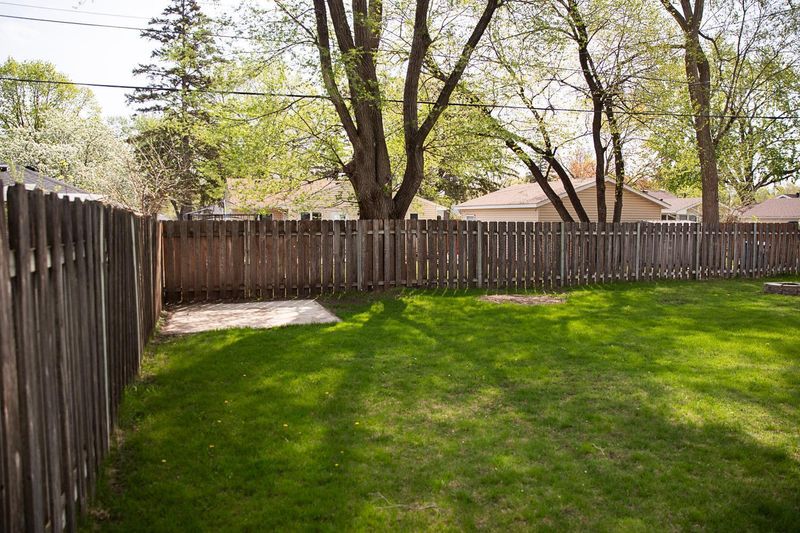 7227 Columbus Ave S, Richfield, MN 55423