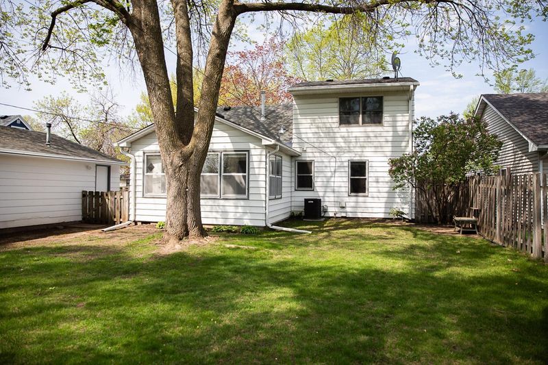 7227 Columbus Ave S, Richfield, MN 55423