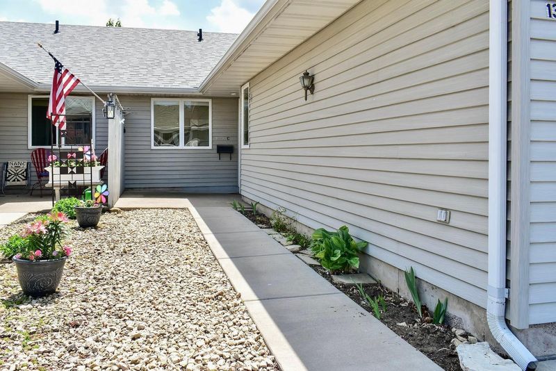 1316 C Mcnally Dr, Winona, MN 55987