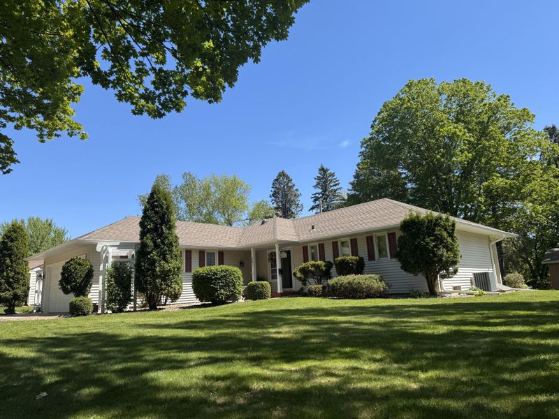 351 Selby Ave, Owatonna, MN 55060