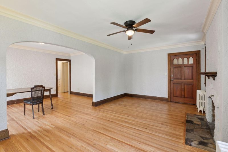 2114 Randolph Ave, Saint Paul, MN 55105