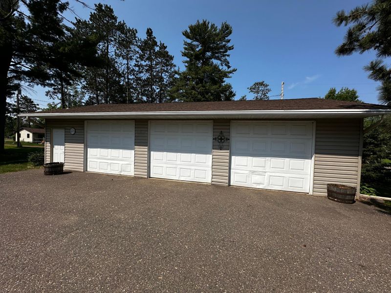326 5th St NE, Crosby, MN 56441