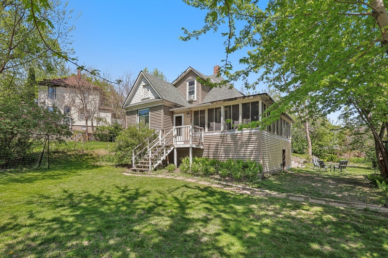 12960 Pleasant Ave, Lindstrom, MN 55045