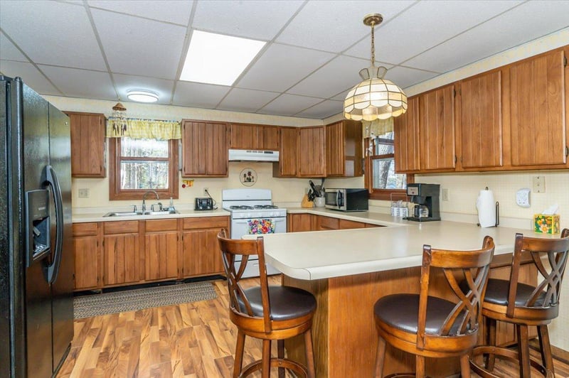 11701 E South Lake Blvd, Lake Nebagamon, WI 54849