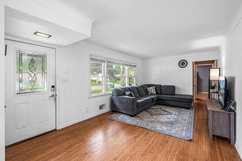 2359 Spruce Pl, White Bear Lake, MN 55110