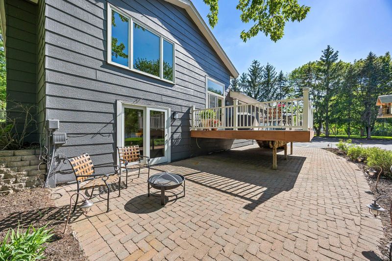 10798 River Rd NE, Hanover, MN 55341