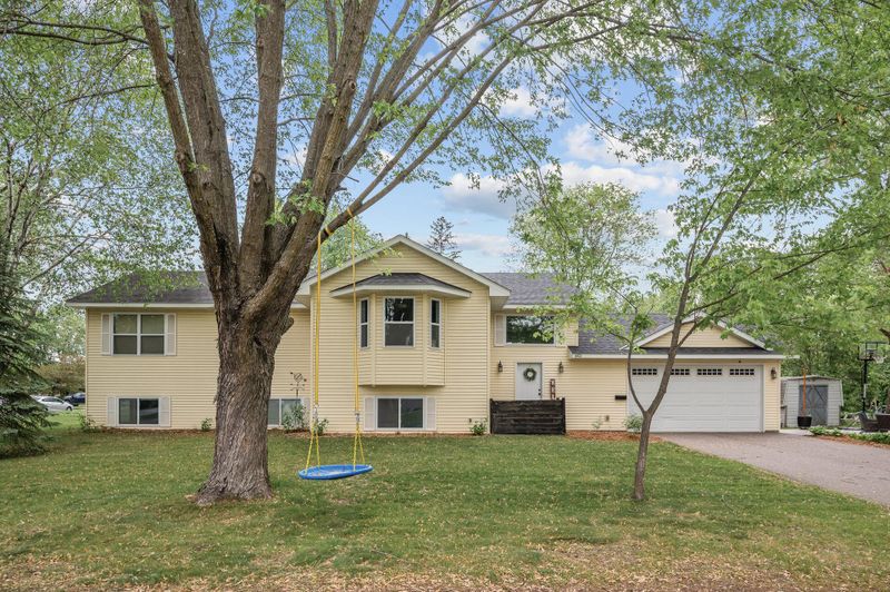1002 8th Ave N, Princeton, MN 55371