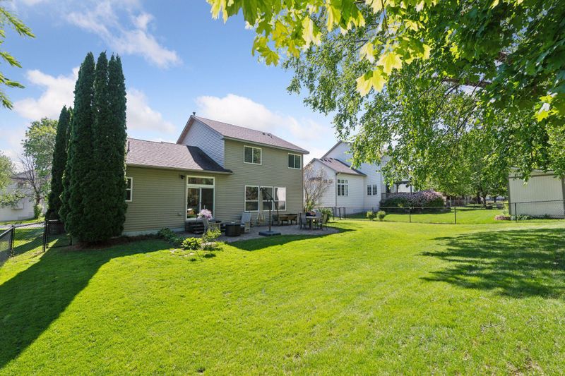 1780 Quail Dr, Shakopee, MN 55379