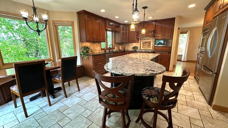 6426 Ithaca Ln N, Maple Grove, MN 55311