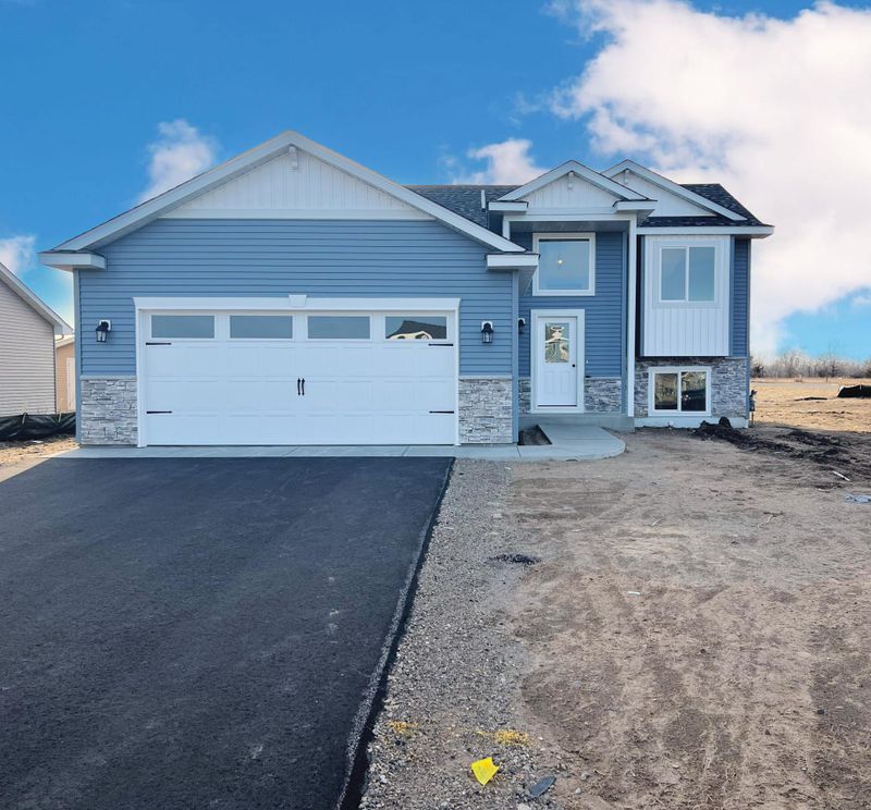 1311 Jasmine Ln NE, Saint Joseph, MN 56374