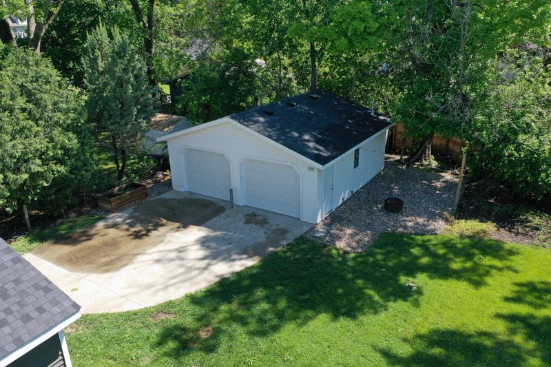 711 3rd St SE, Willmar, MN 56201