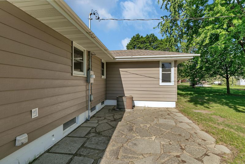 232 Main St E, Richmond, MN 56368