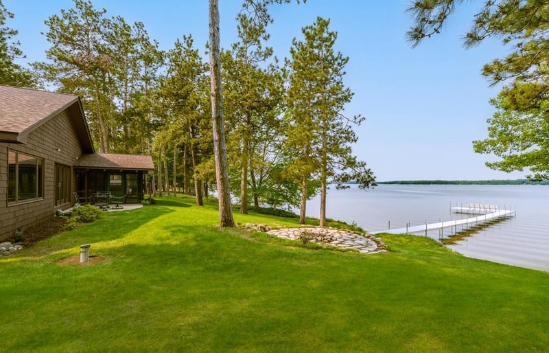 22855 E Lake Hubert Dr, Brainerd, MN 56401