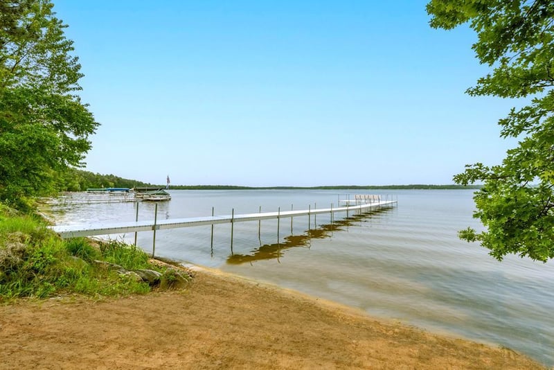 22855 E Lake Hubert Dr, Brainerd, MN 56401