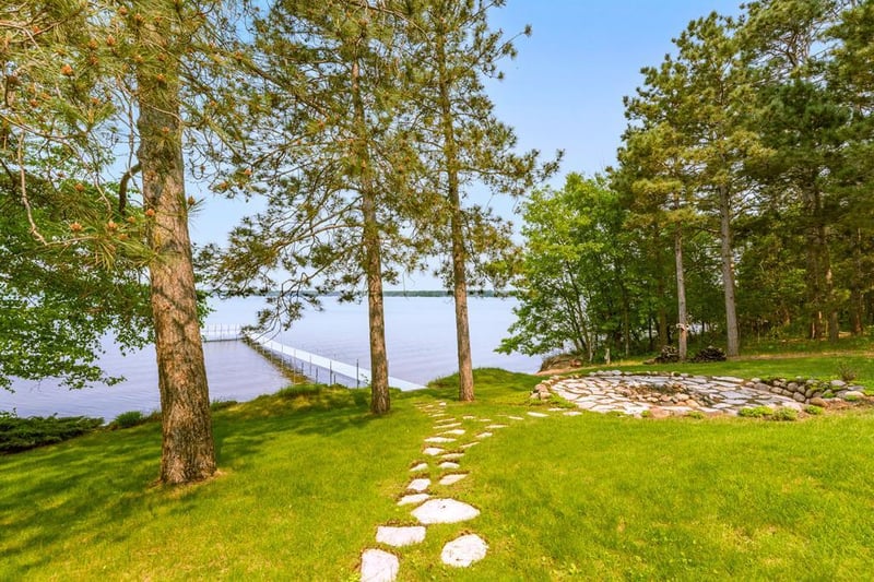 22855 E Lake Hubert Dr, Brainerd, MN 56401