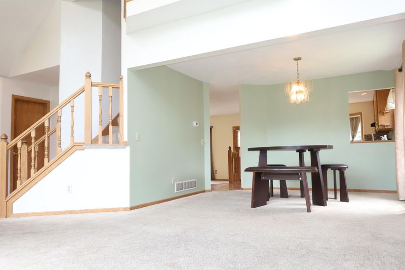 8900 Loch Lomond Blvd, Brooklyn Park, MN 55443