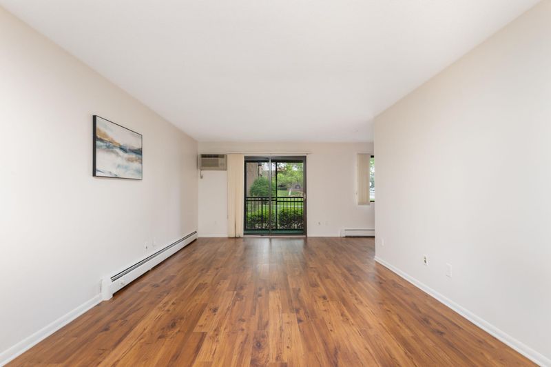 4101 Parklawn Ave #101, Edina, MN 55435