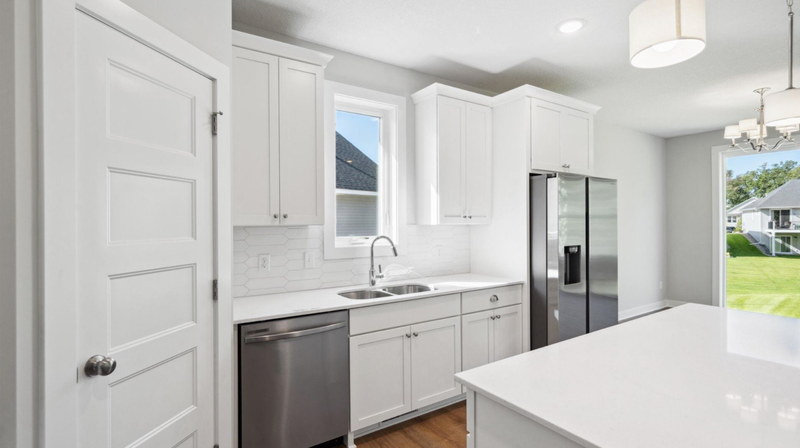 1824 Ridgepointe Ct, Hastings, MN 55033