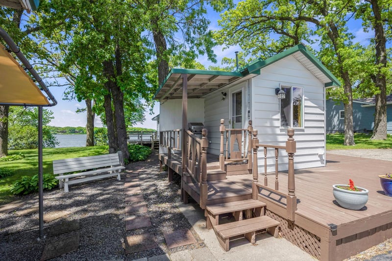 10987 State Hwy 15, Brownton, MN 55312