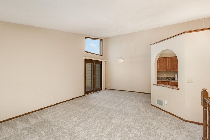 15761 Griffon Pa, Apple Valley, MN 55124
