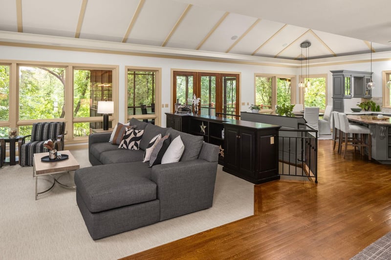24155 Mary Lake Trl, Shorewood, MN 55331