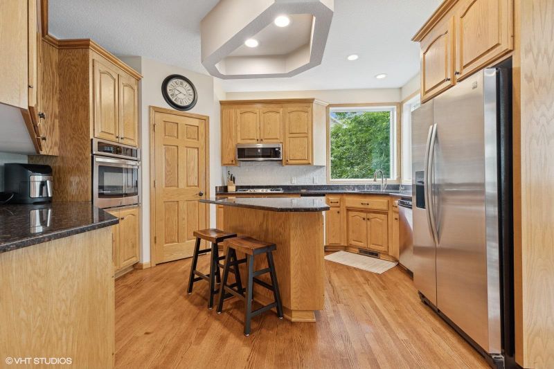 16751 Jackpine Trl, Lakeville, MN 55044