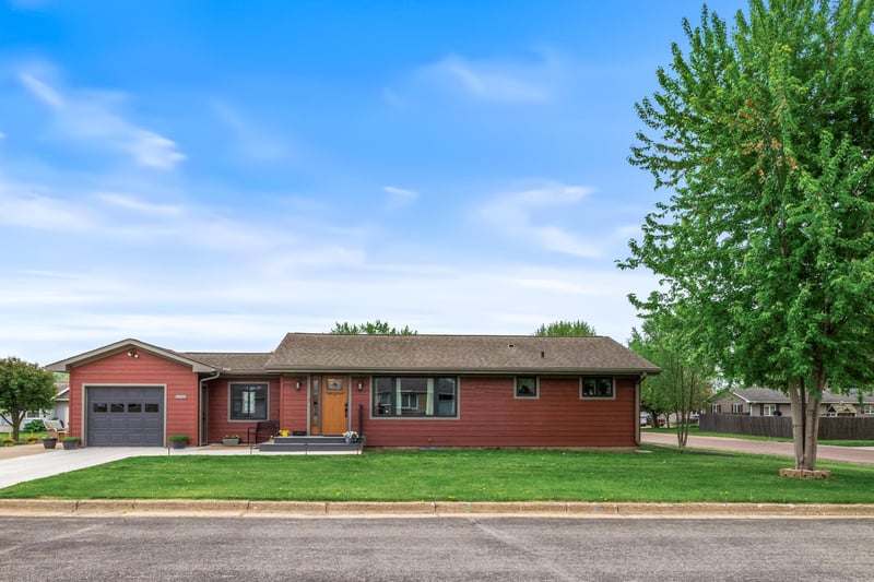 1005 Pleasant Ave, Arcadia, WI 54612