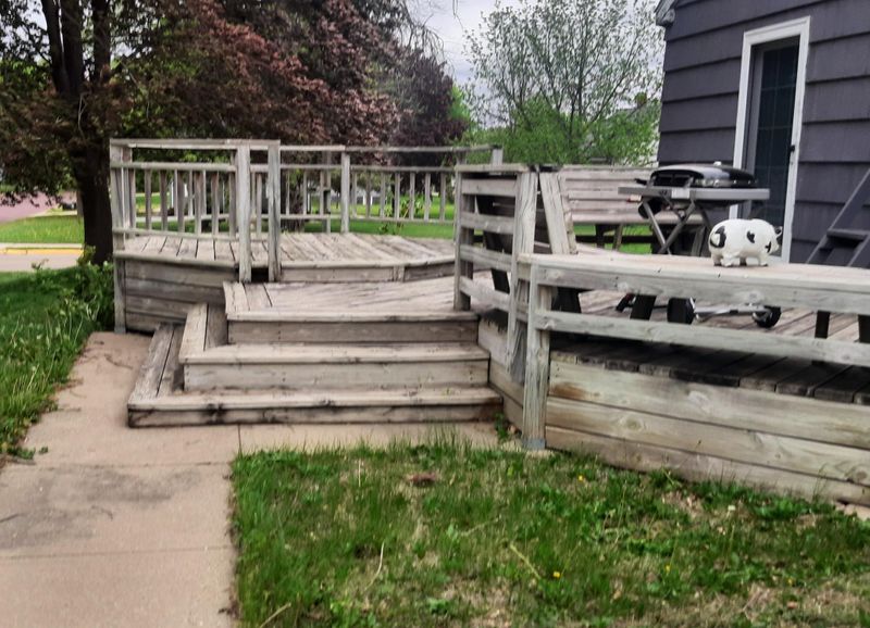 800 10th Ave N, Saint James, MN 56081