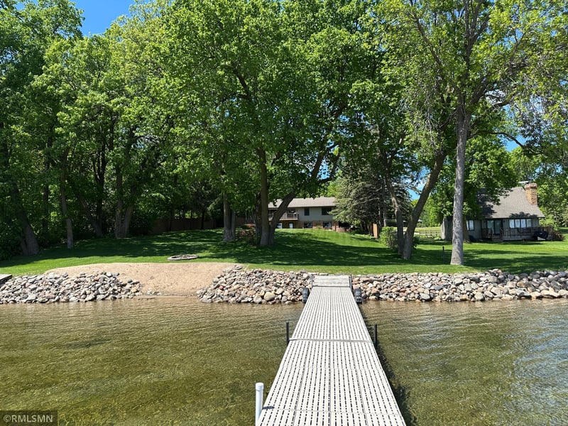 12296 Hart Ave NW, Annandale, MN 55302