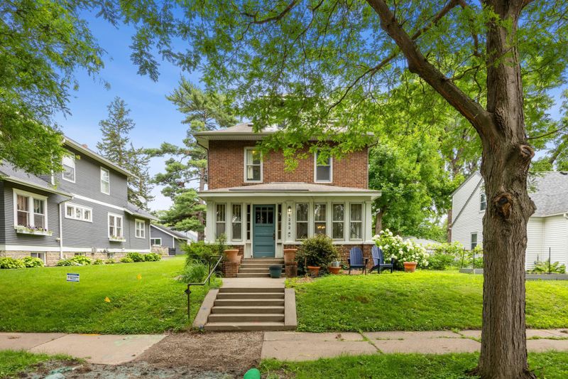 1282 Folsom St, Saint Paul, MN 55117