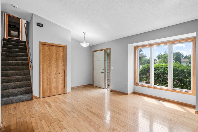 3649 Tower Pond Dr, Anoka, MN 55303
