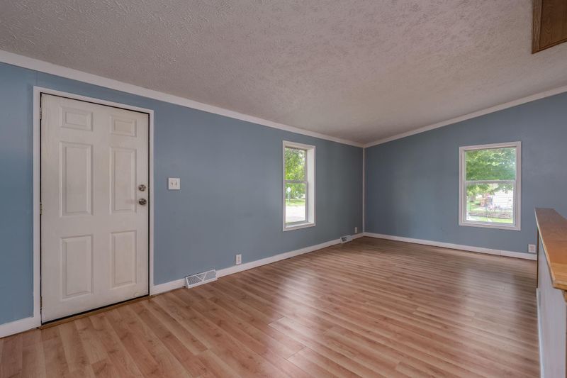 438 Swift St, Saint Peter, MN 56082