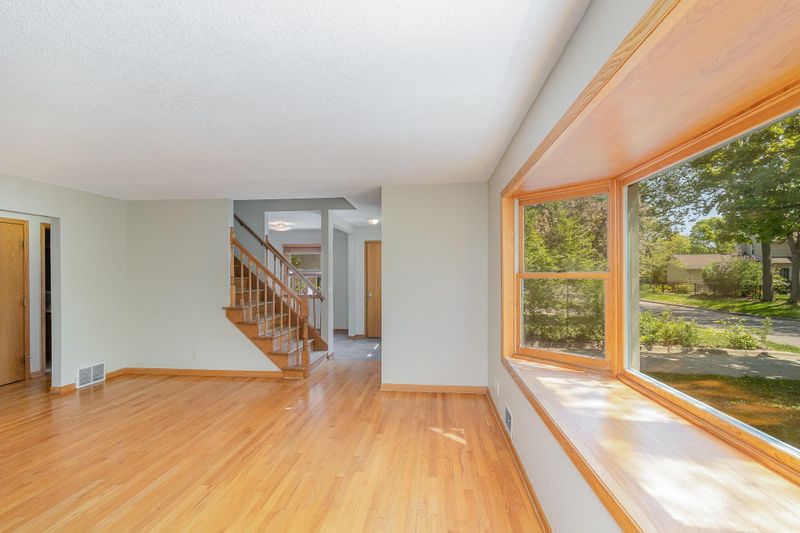 3918 Randall Ave, Saint Louis Park, MN 55416